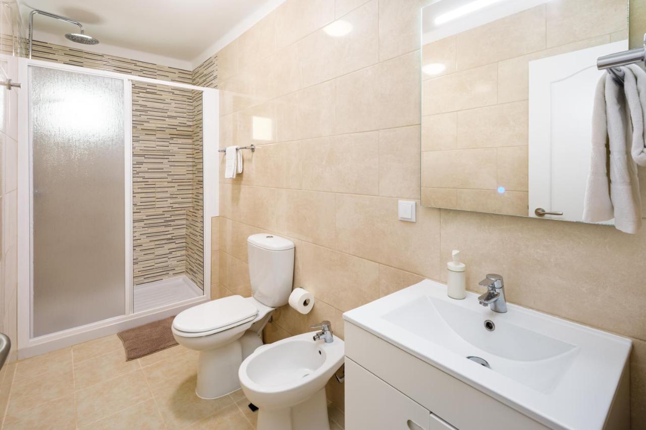 Apartamento Vista Mar T2 Quarteira Extérieur photo